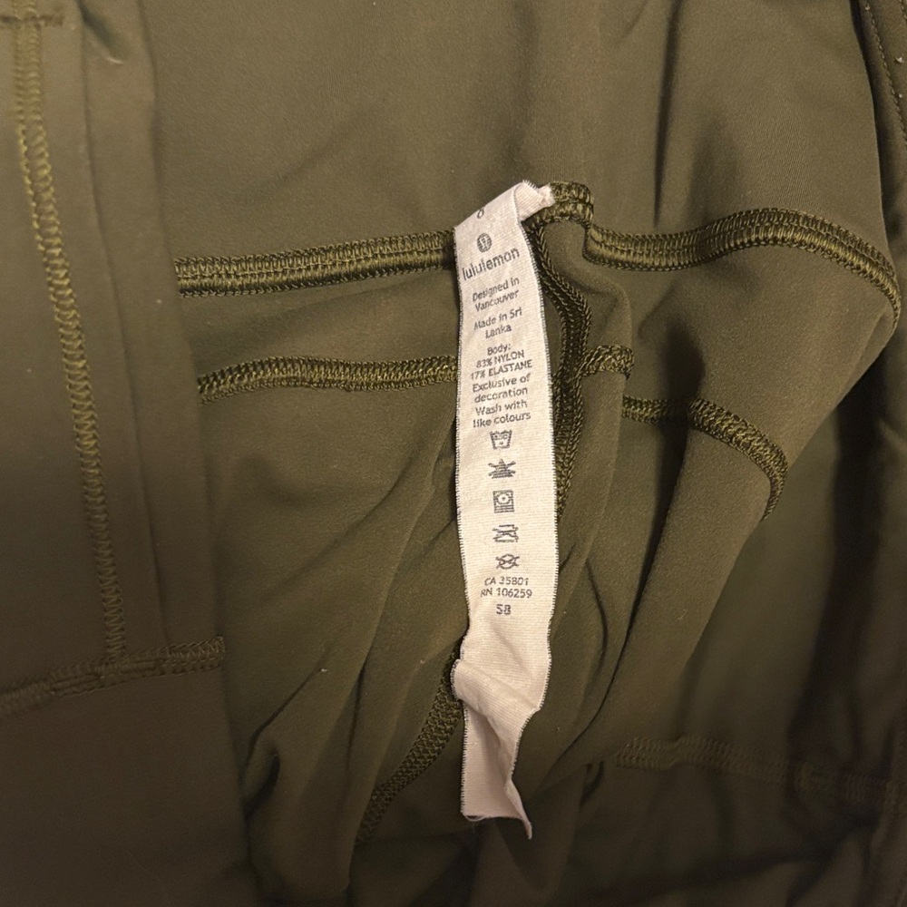 Lululemon Olive Green Leggings -Size 8 - Picture 8 of 8
